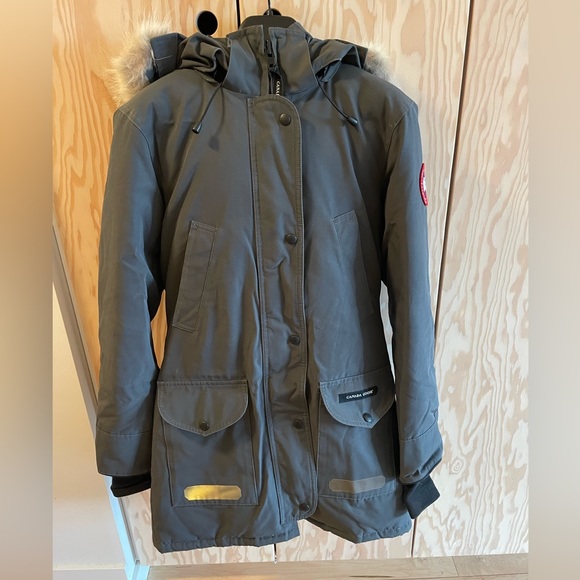 Canada Goose Parka - Picture 1 of 7